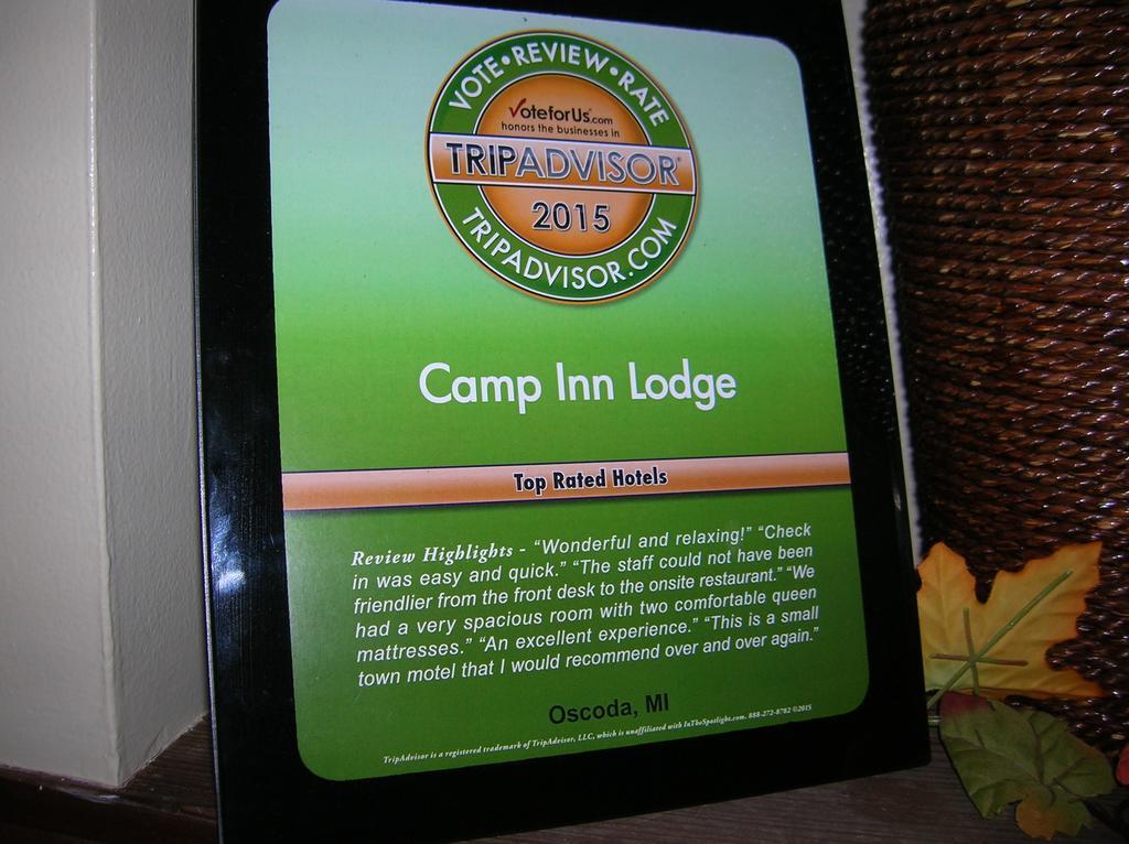 Camp Inn Lodge Oscoda Exterior photo