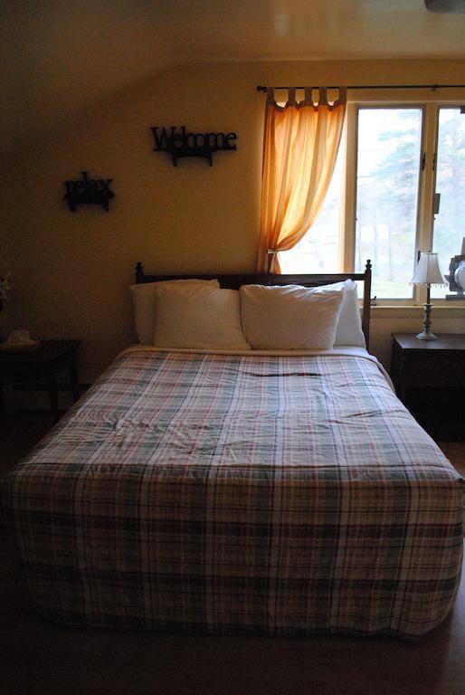 Camp Inn Lodge Oscoda Room photo